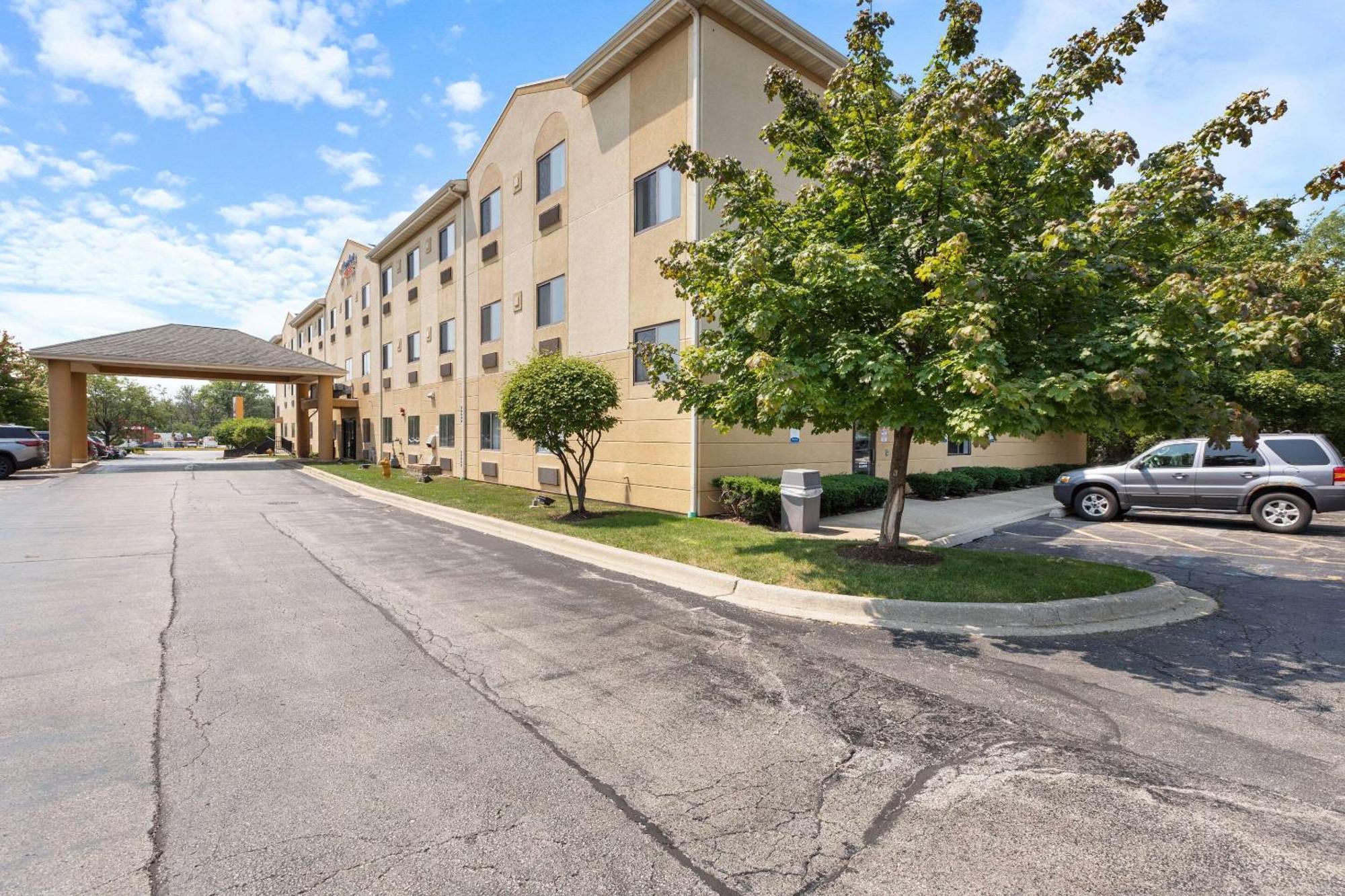 Comfort Suites Lombard - Addison Zewnętrze zdjęcie