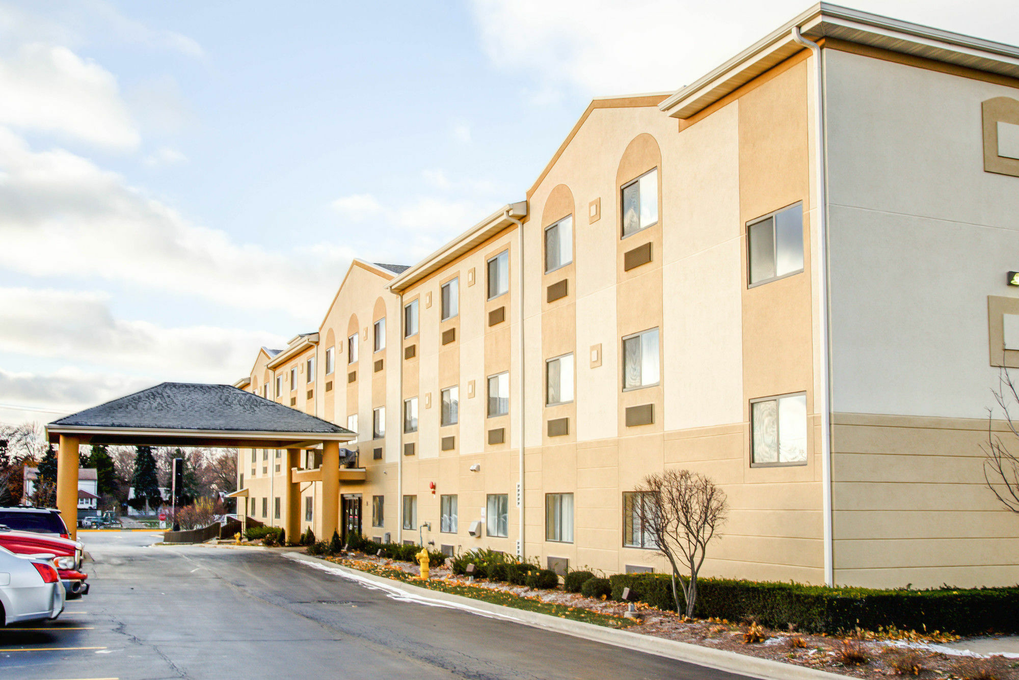 Comfort Suites Lombard - Addison Zewnętrze zdjęcie